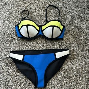 Traingl Bikini